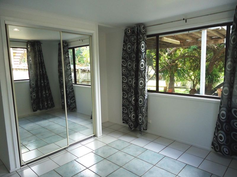 27 Mortensen Road, Nerang QLD 4211