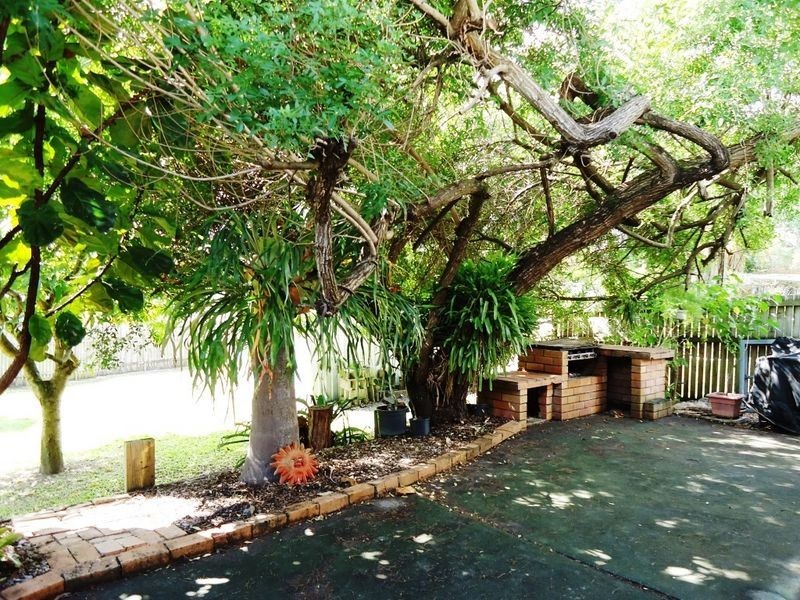 27 Mortensen Road, Nerang QLD 4211