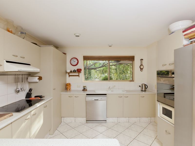 12 King Parrot Court, Clagiraba QLD 4211