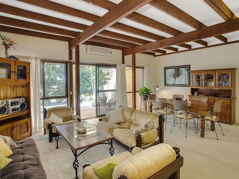 4/1B Mcleod Street, Highland Park QLD 4211