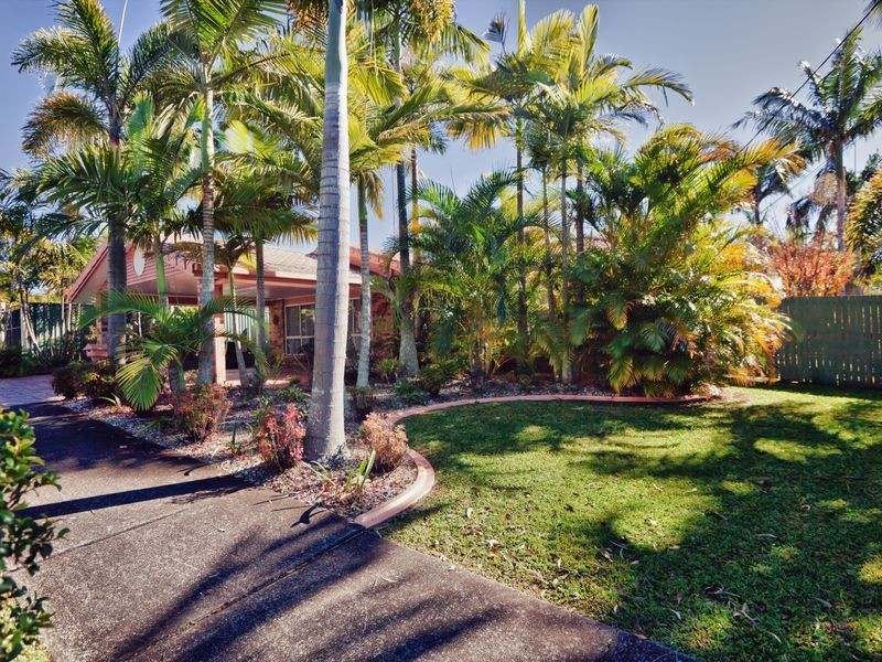 15 San Fernando Drive, Worongary QLD 4213