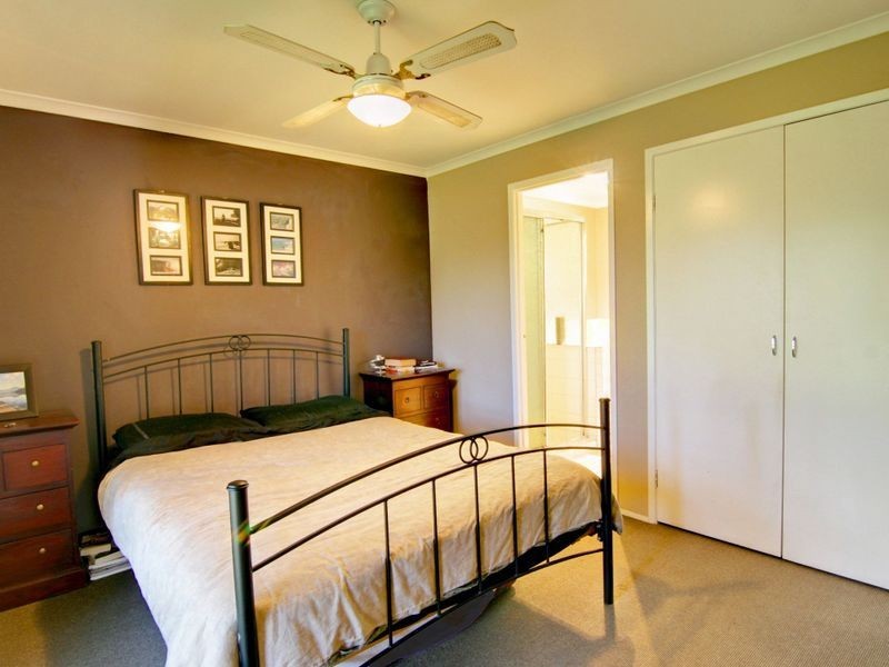 17 Issell Place, Highland Park QLD 4211
