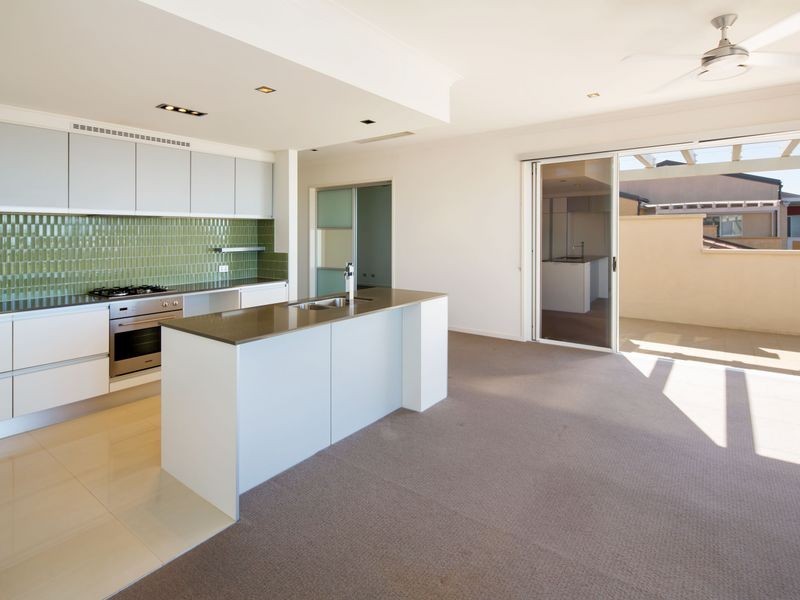 58/3030 The Boulevard, Carrara QLD 4211