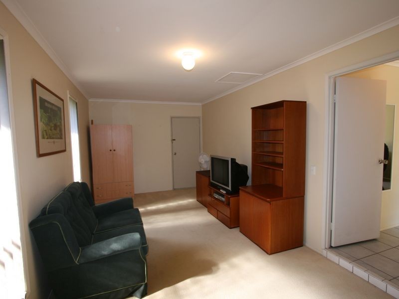 1/20 Orlando Court, Highland Park QLD 4211