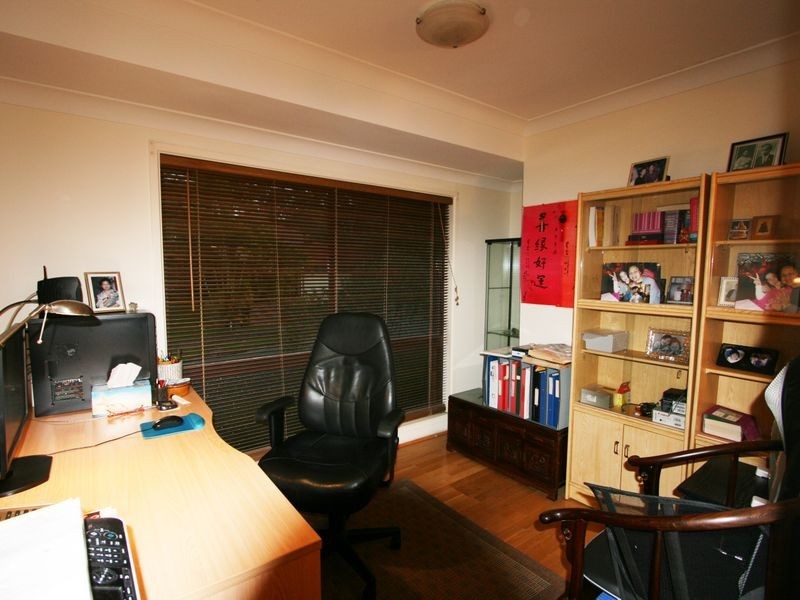 43 Parasol Street, Ashmore QLD 4214