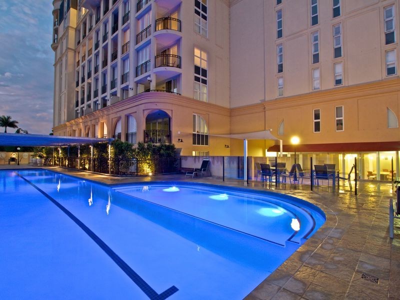 4003/3027 The Boulevard, Carrara QLD 4211