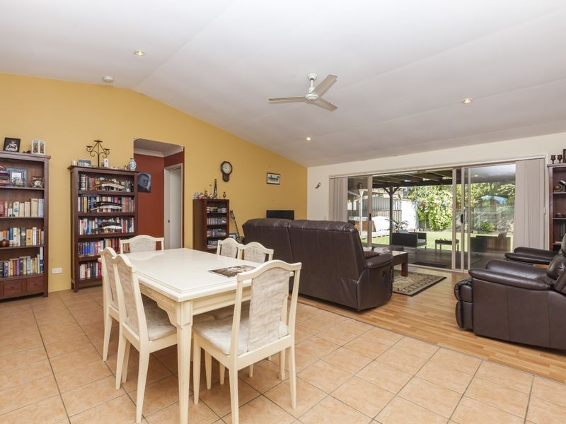 24 Ferngrove Avenue, Upper Coomera QLD 4209