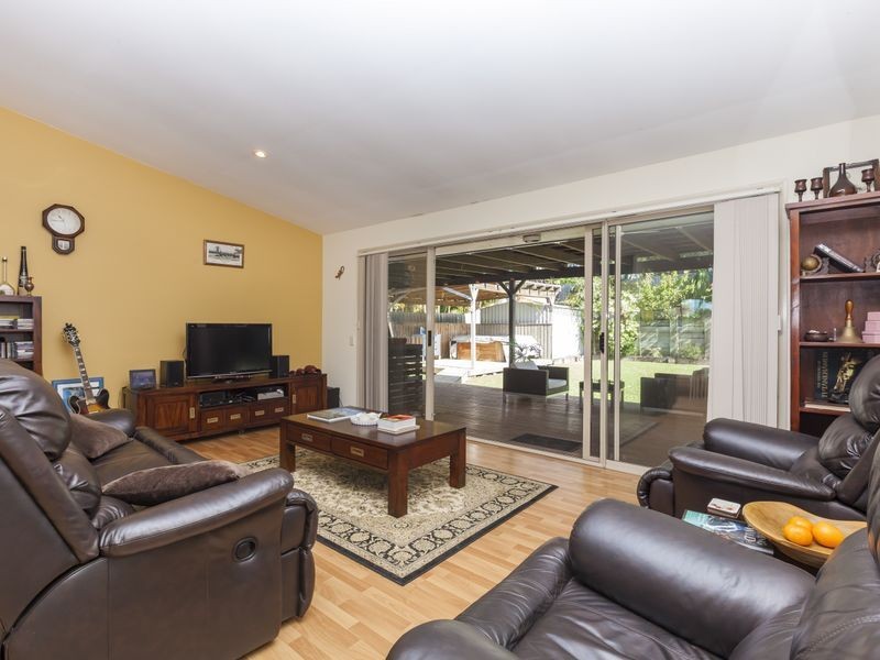 24 Ferngrove Avenue, Upper Coomera QLD 4209