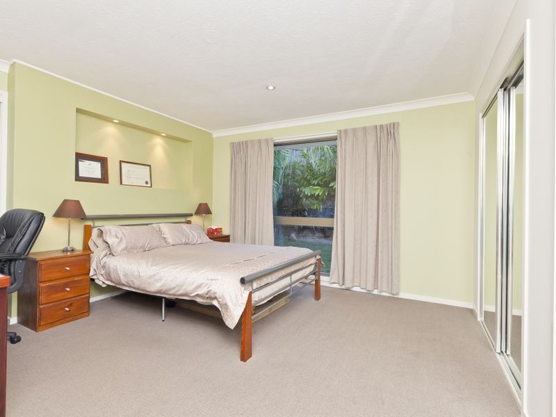 7 Barrine Drive, Worongary QLD 4213