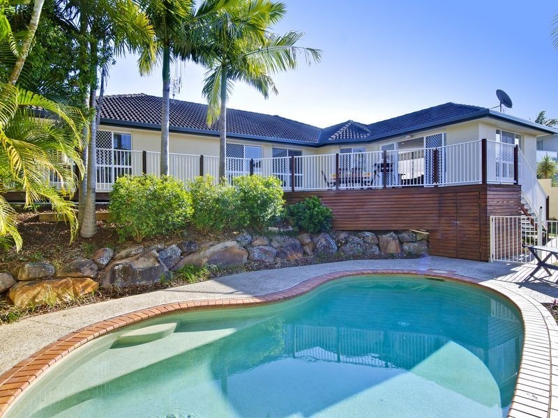 36 Arun Drive, Arundel QLD 4214