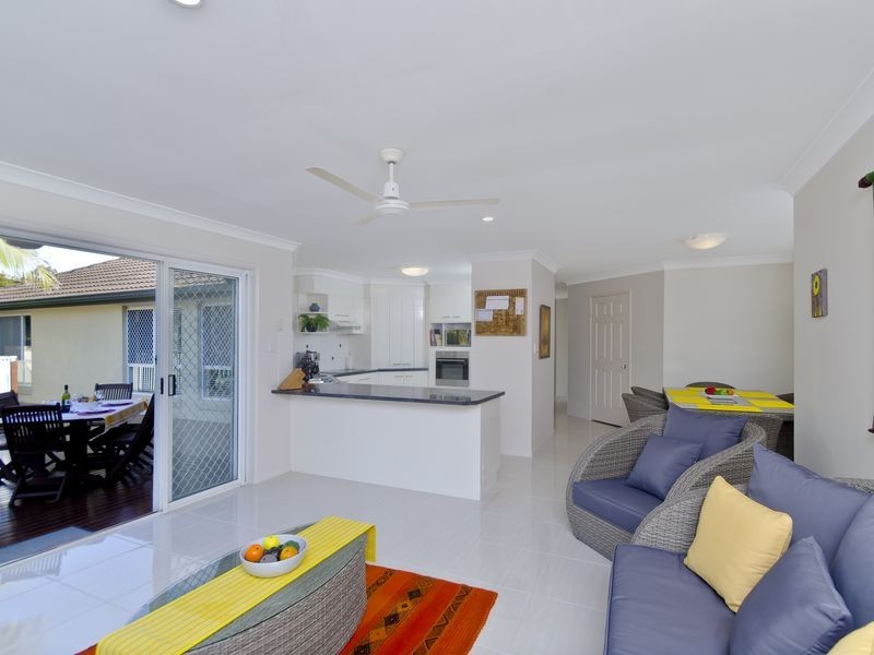 36 Arun Drive, Arundel QLD 4214