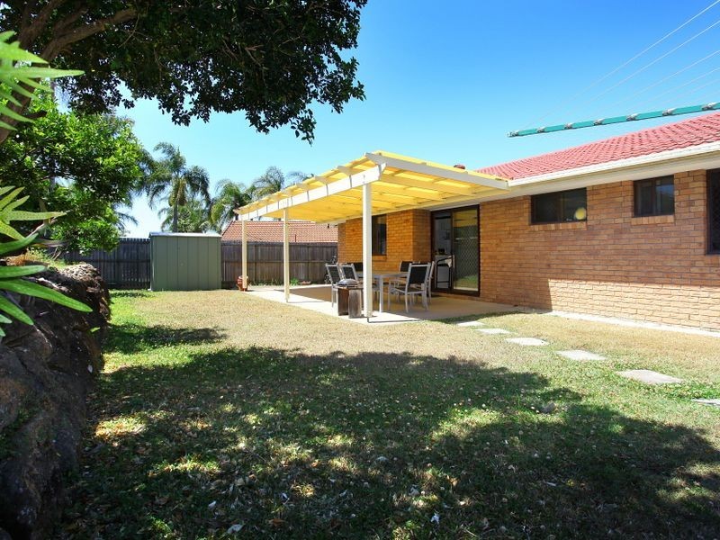 13 Cambridge Court, Carrara QLD 4211