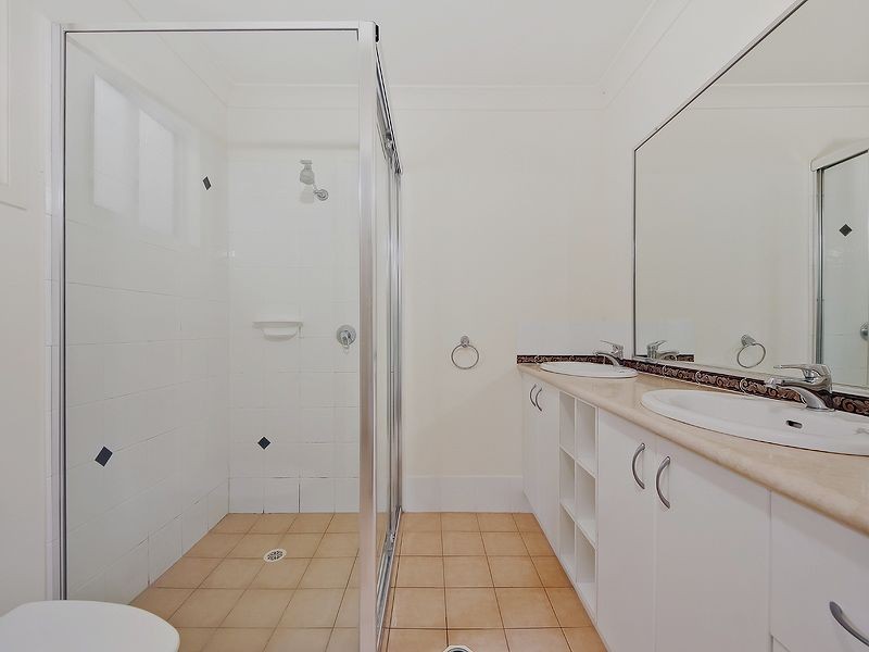 6 Kerala Court, Mudgeeraba QLD 4213