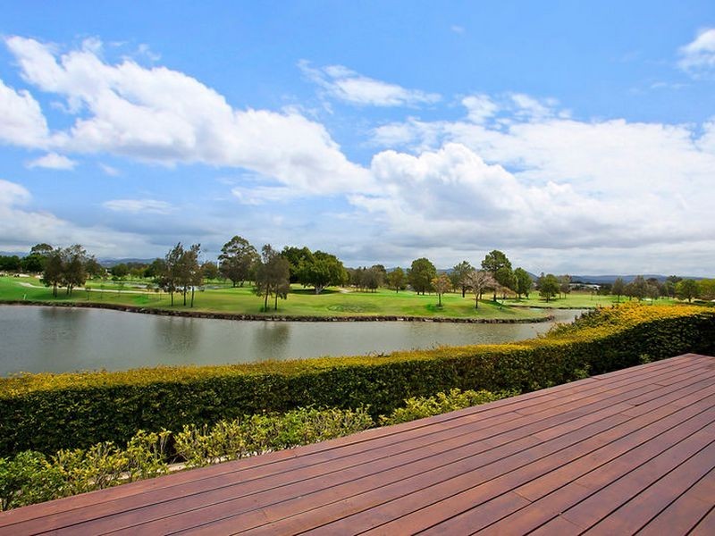 1029 Lakeview Terrace, Benowa QLD 4217
