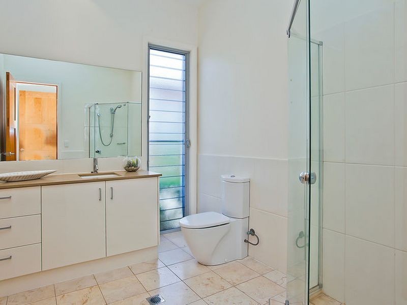 1029 Lakeview Terrace, Benowa QLD 4217