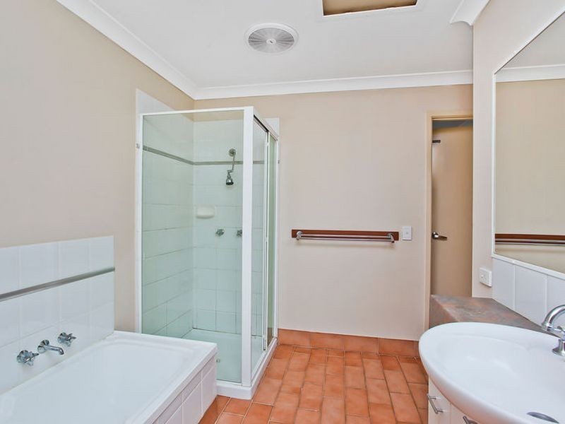 55/6 Ben Lomond Drive, Highland Park QLD 4211