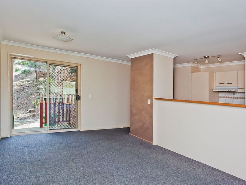 55/6 Ben Lomond Drive, Highland Park QLD 4211