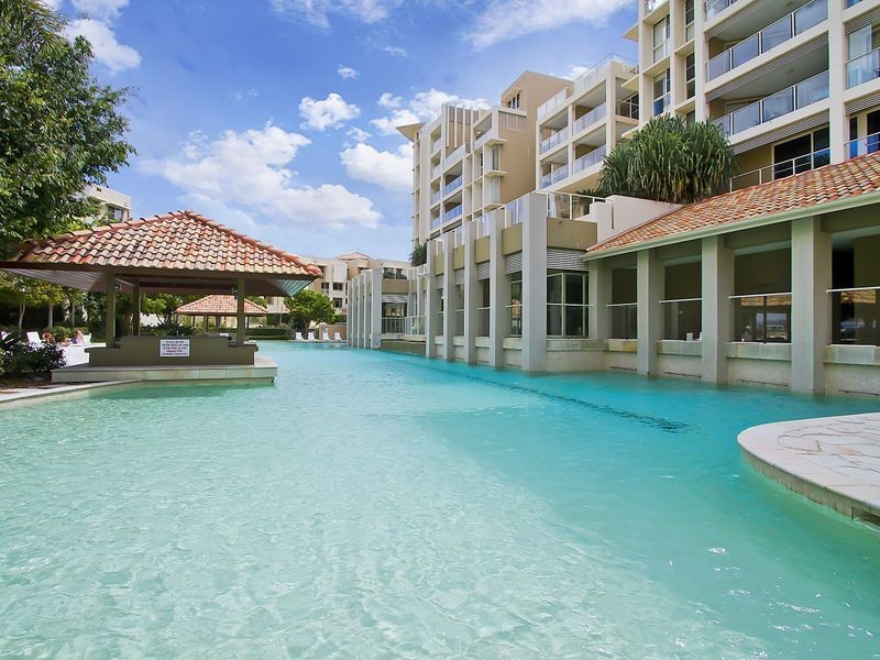 180/251 Varsity Parade, Varsity Lakes QLD 4227