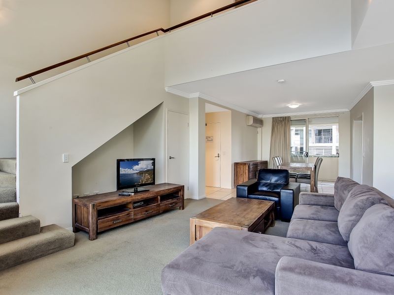 180/251 Varsity Parade, Varsity Lakes QLD 4227