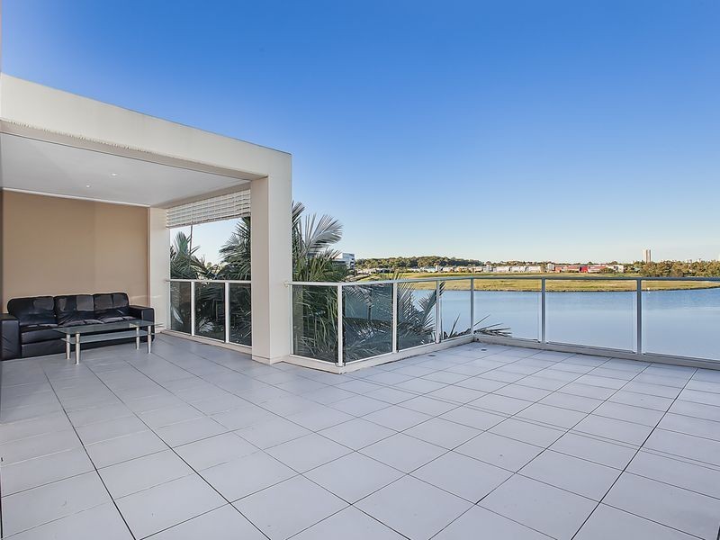 180/251 Varsity Parade, Varsity Lakes QLD 4227