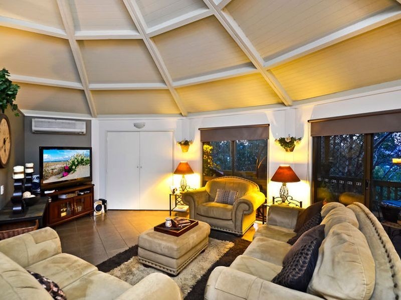 6 Chillagoe Place, Worongary QLD 4213