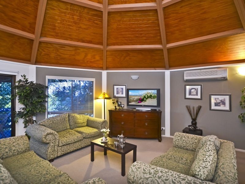 6 Chillagoe Place, Worongary QLD 4213