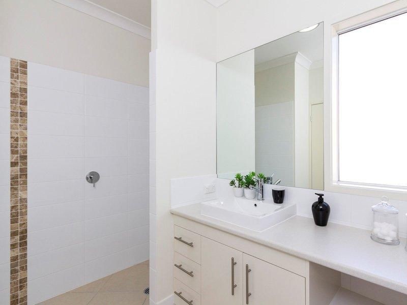 4 Rutherford Circuit, Gilston QLD 4211