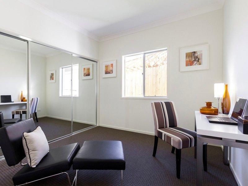 4 Rutherford Circuit, Gilston QLD 4211