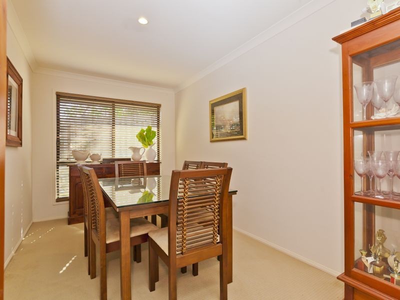 9 Nikau Crescent, Nerang QLD 4211