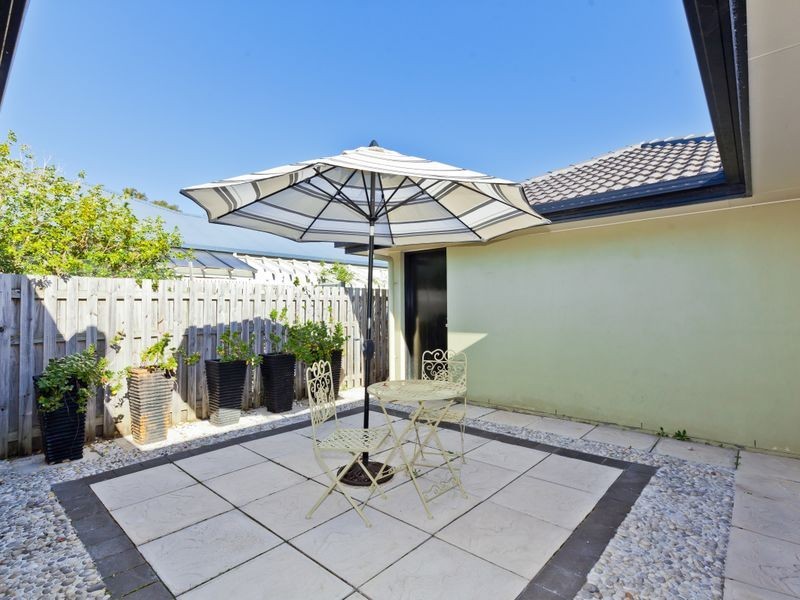 9 Nikau Crescent, Nerang QLD 4211