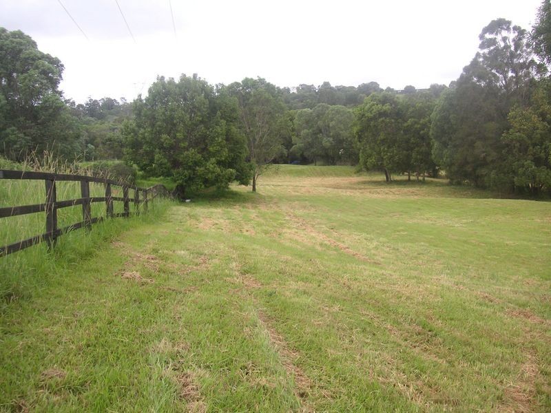 155 Birds Road, Guanaba QLD 4210