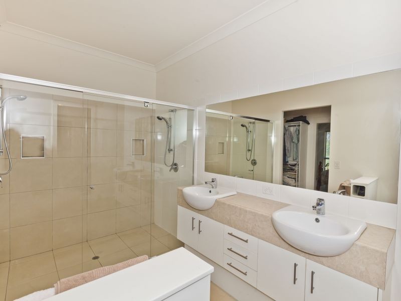 155 Birds Road, Guanaba QLD 4210