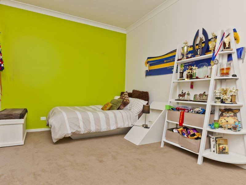 155 Birds Road, Guanaba QLD 4210