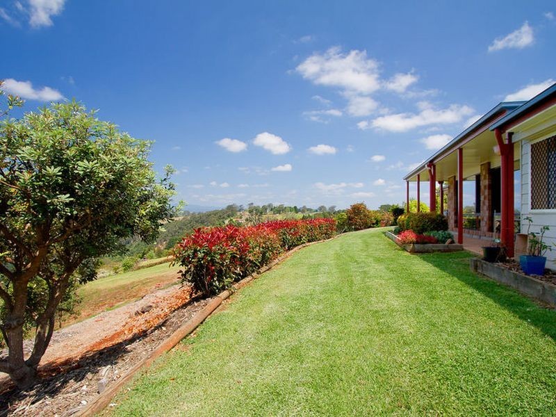 30 Farm Grove Road, Beechmont QLD 4211