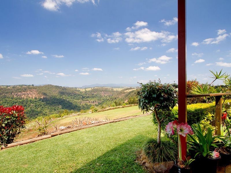 30 Farm Grove Road, Beechmont QLD 4211