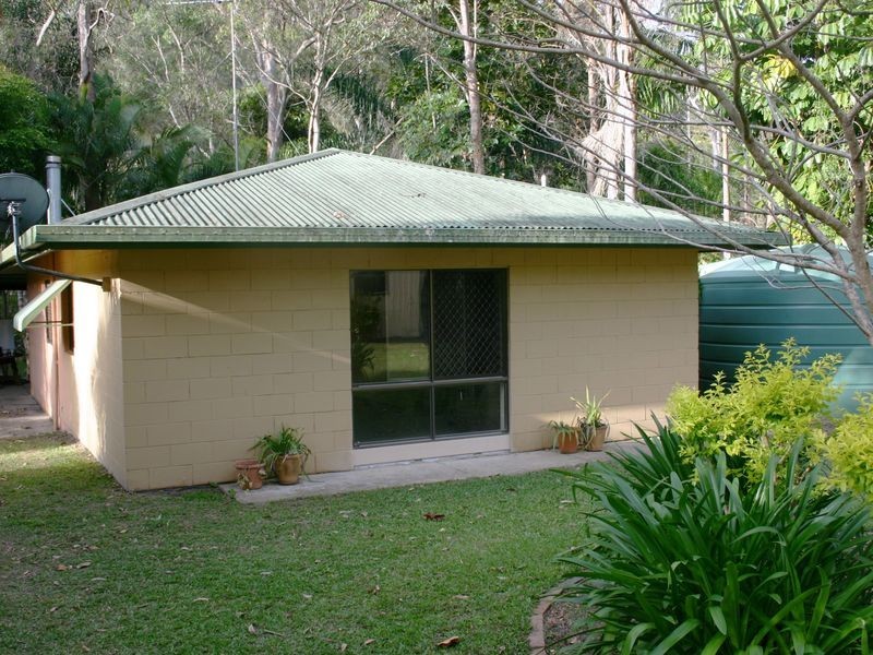 10 Narrow Leaf Road, Advancetown QLD 4211