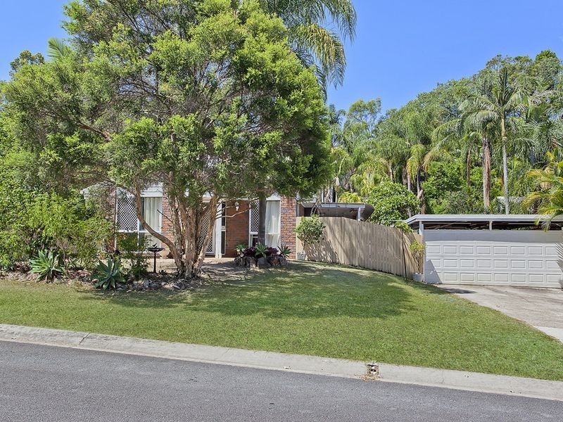 67 Renfrew Drive, Highland Park QLD 4211