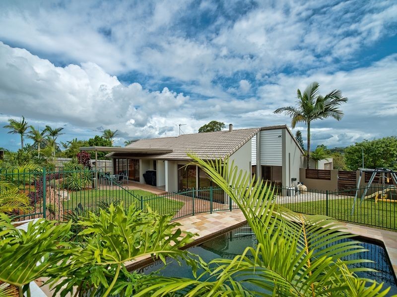 1 Dearne Place, Carrara QLD 4211