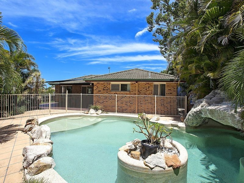 9 Fallon Court, Worongary QLD 4213