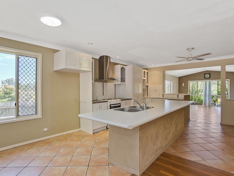 9 Fallon Court, Worongary QLD 4213