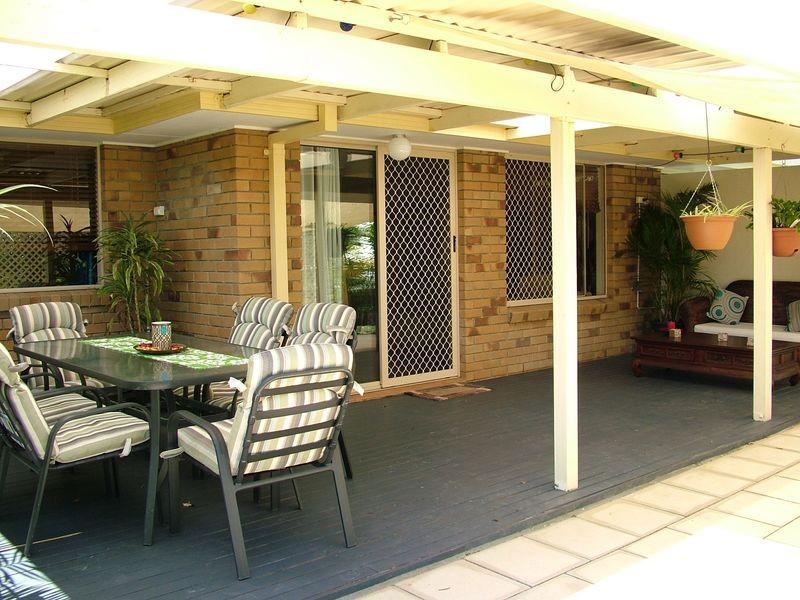 21 Petherbridge Avenue, Merrimac QLD 4226