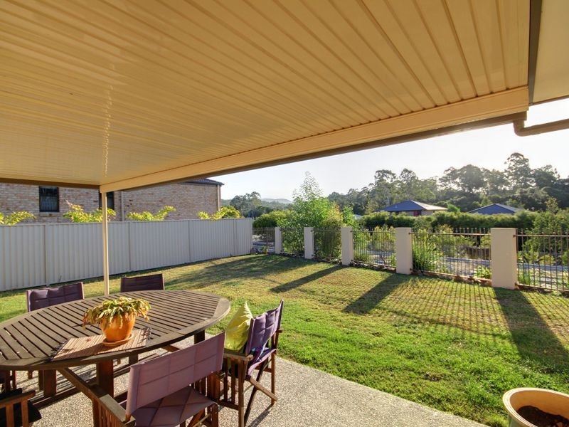 1 Debbie Way, Nerang QLD 4211
