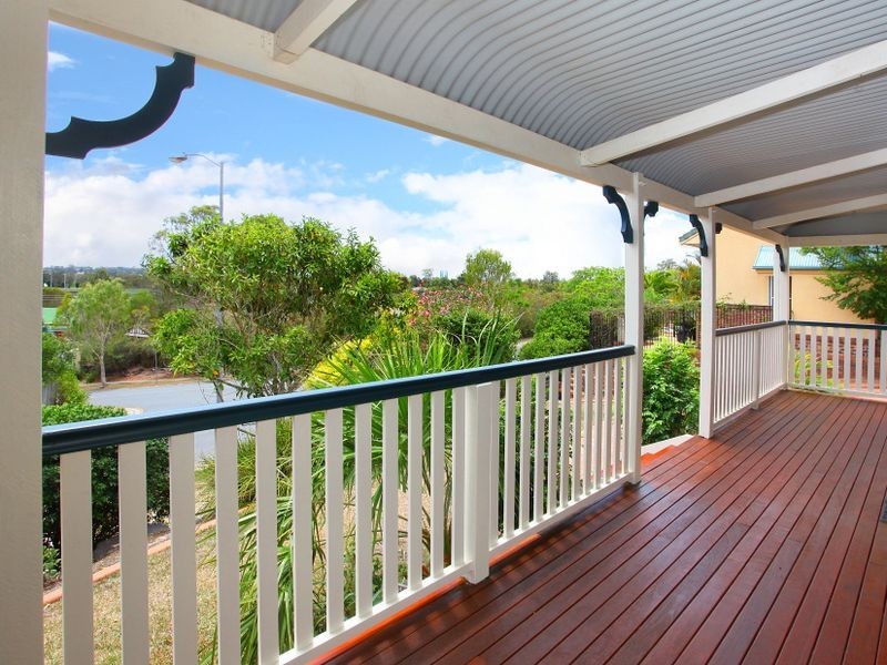 50 Paddington Drive, Carrara QLD 4211