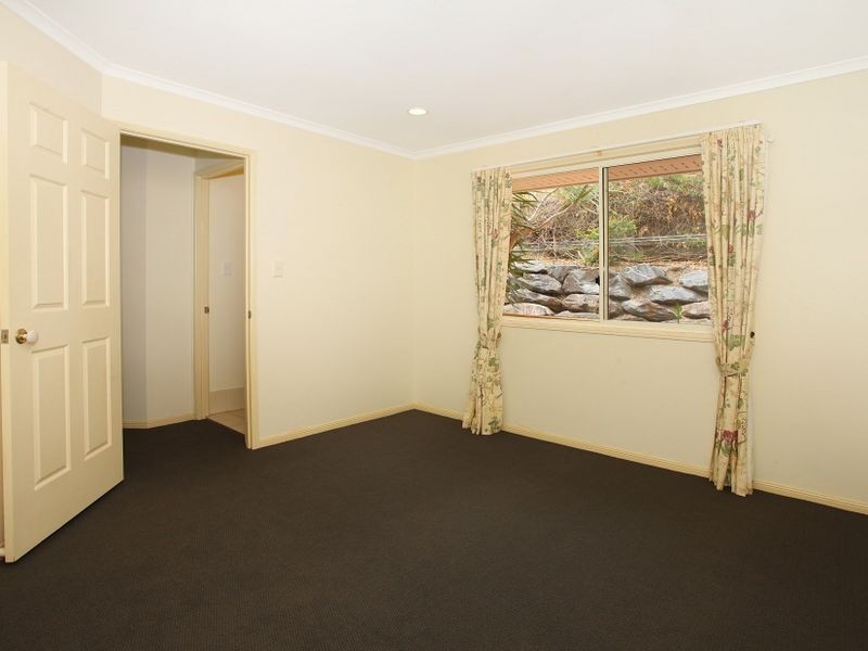 50 Paddington Drive, Carrara QLD 4211