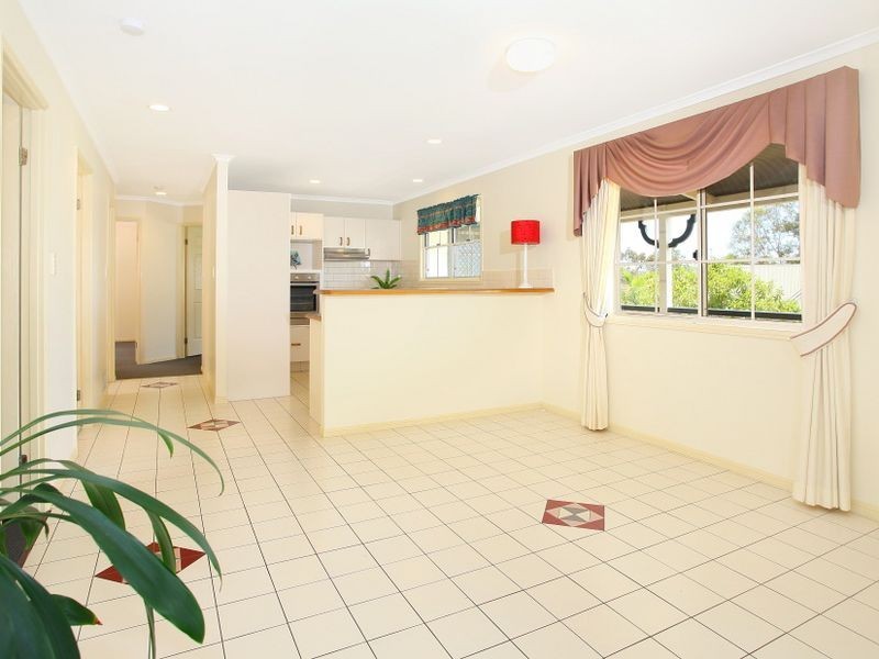 50 Paddington Drive, Carrara QLD 4211