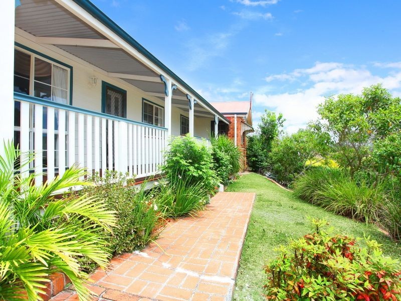 50 Paddington Drive, Carrara QLD 4211