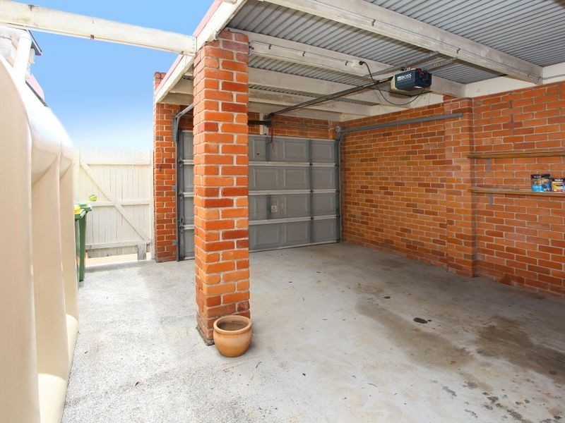 50 Paddington Drive, Carrara QLD 4211