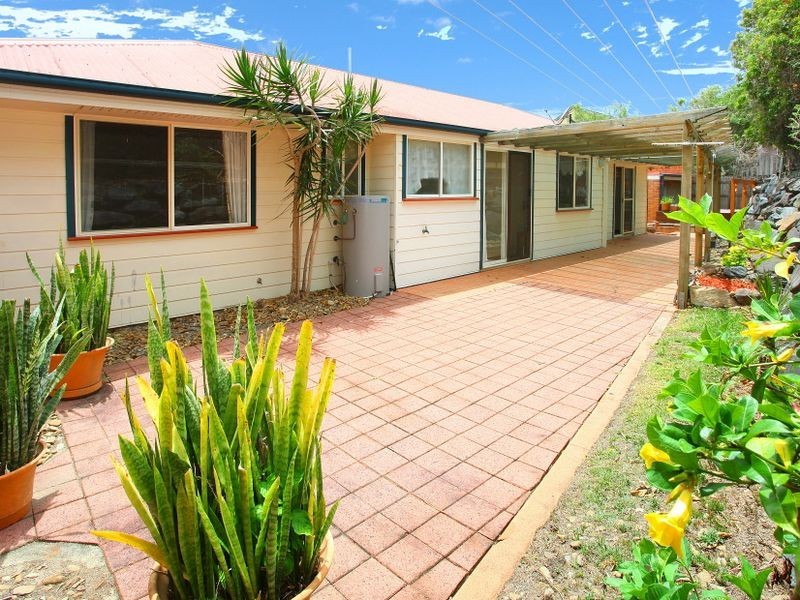 50 Paddington Drive, Carrara QLD 4211