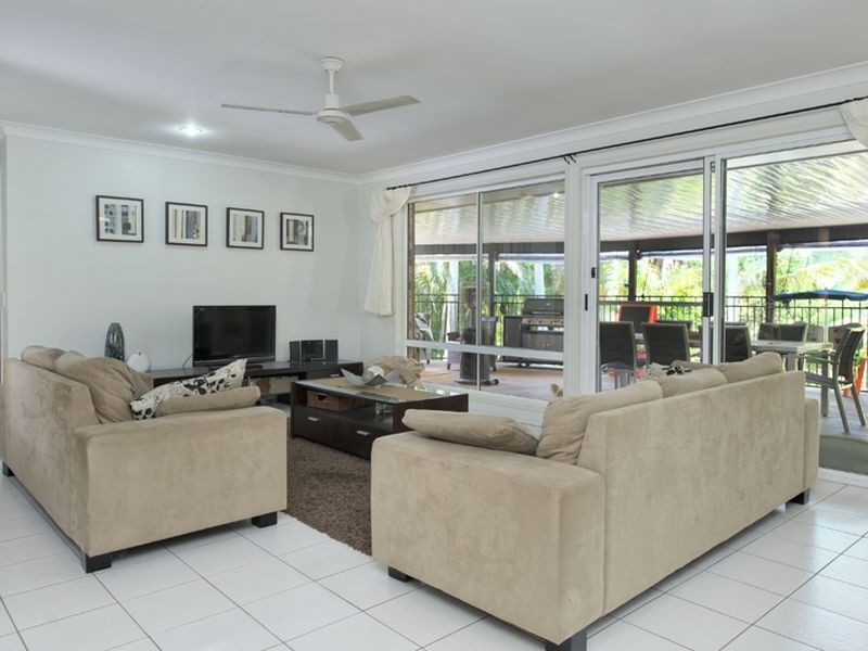 46 Hastings Crescent, Carrara QLD 4211