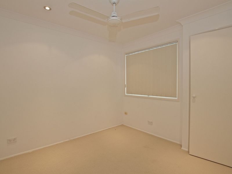 7 Forfar Court, Highland Park QLD 4211